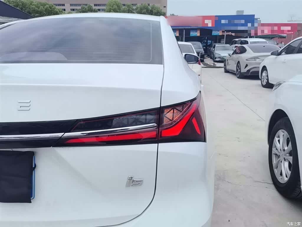 Roewe i5, 2026 8