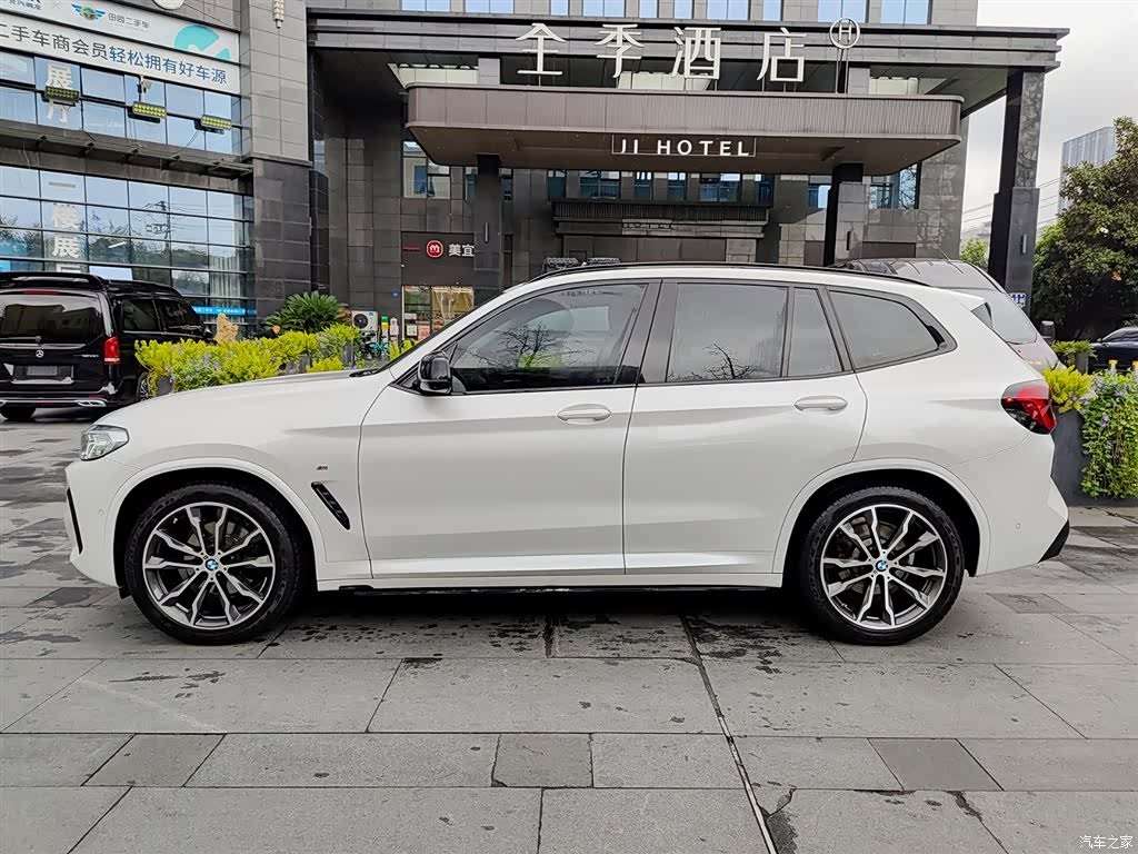 BMW X3, 2022 3