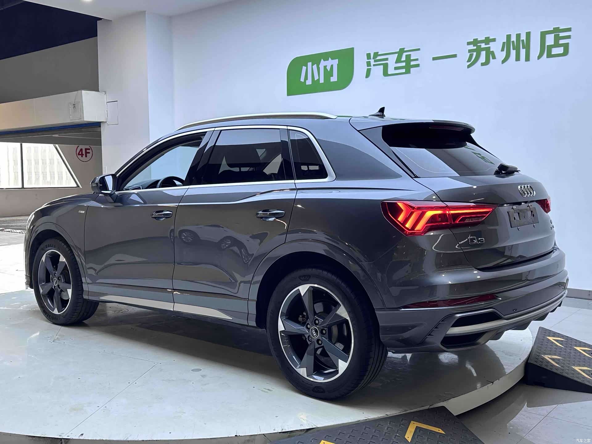 Audi Q3, 2022 4