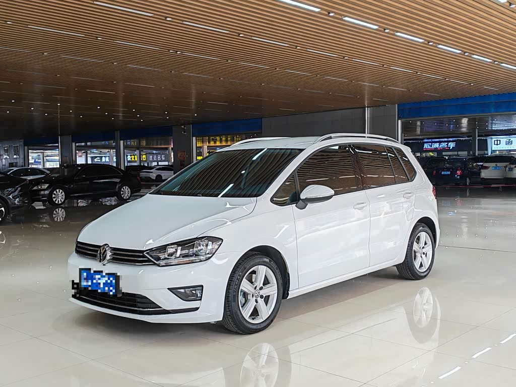 Volkswagen Golf·