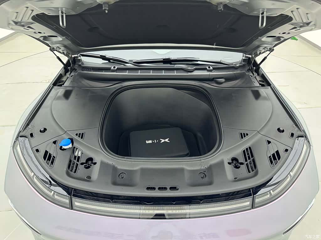 Xpeng P7, 2023 29