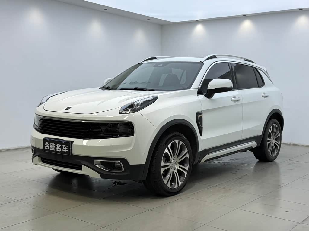 Lynk & Co 01