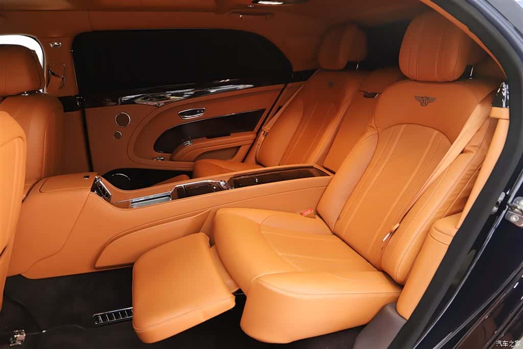 Bentley Mulsanne, 2019 9