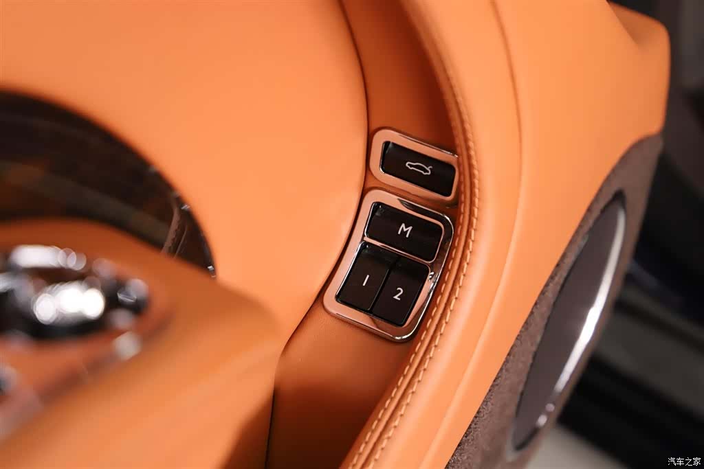 Bentley Mulsanne, 2019 24