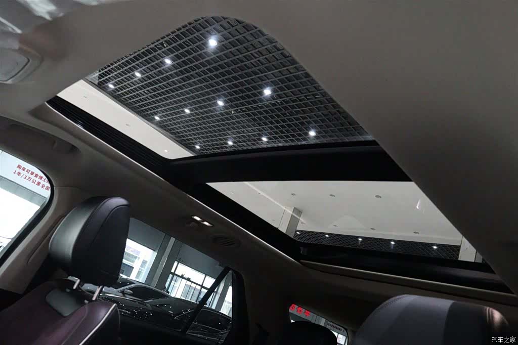 Ford Explorer, 2023 25