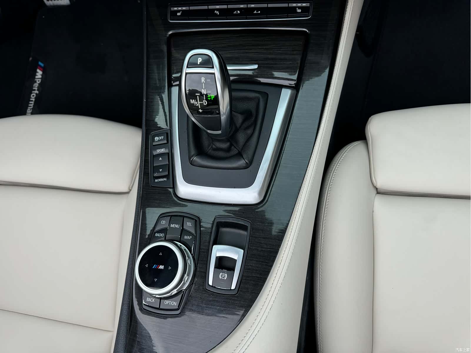 BMW Z4, 2011 11