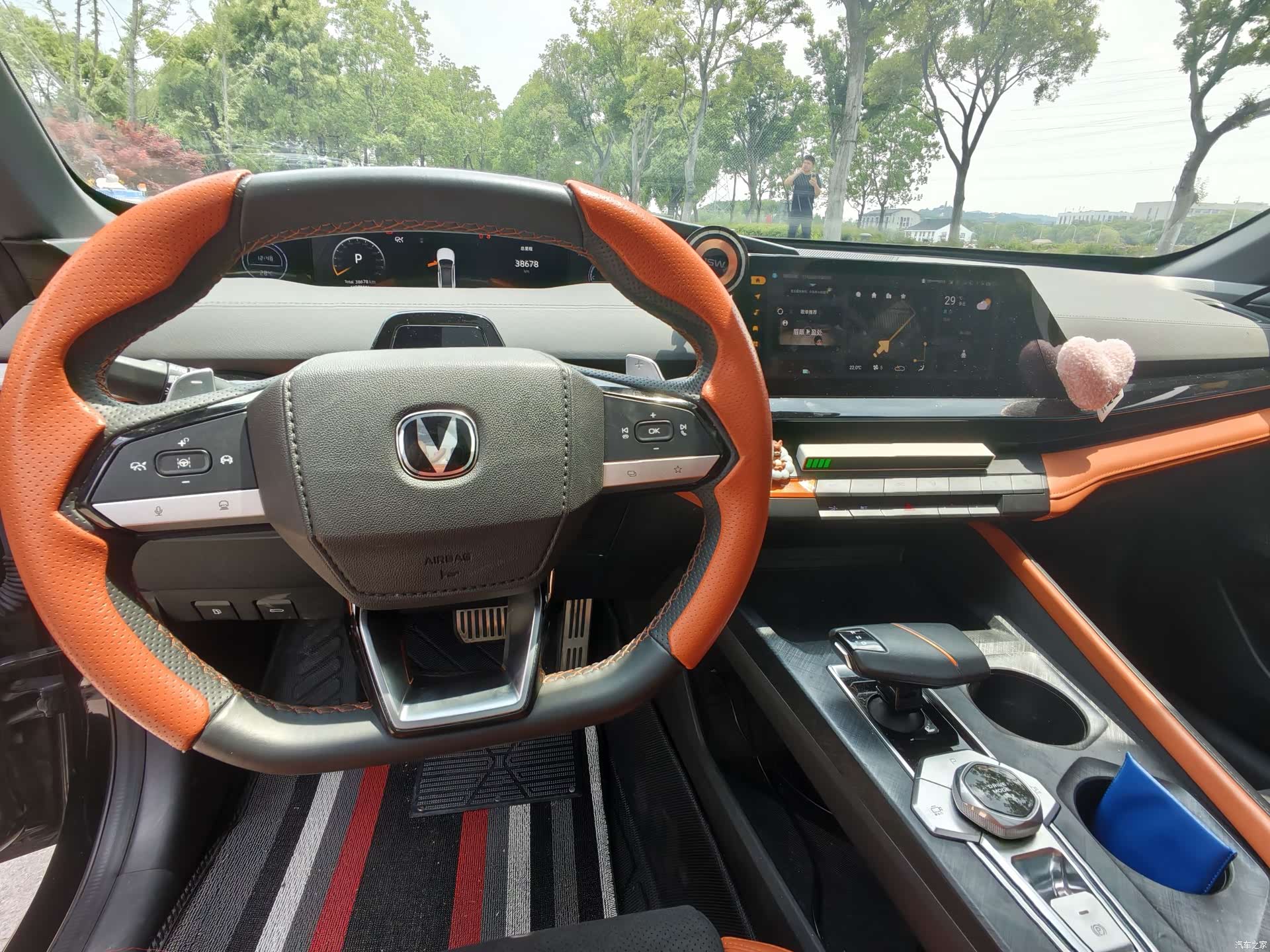 Changan UNI-V, 2022 9