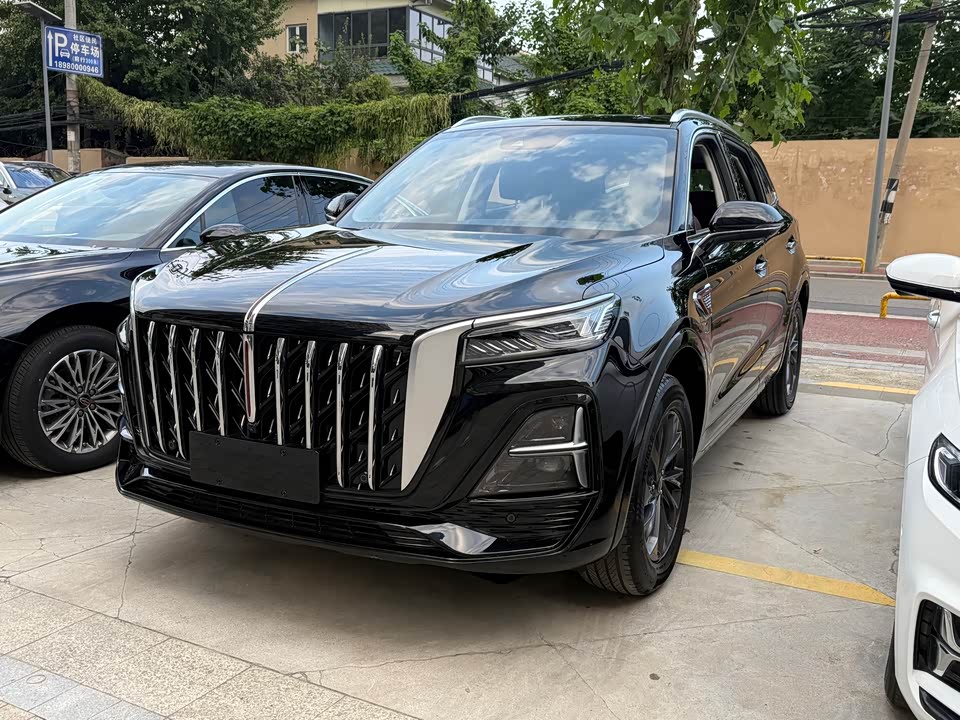 Hongqi HS5