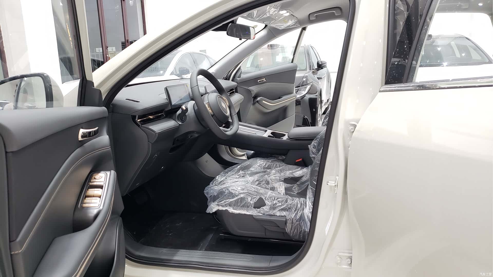 Wuling E6, 2026 4