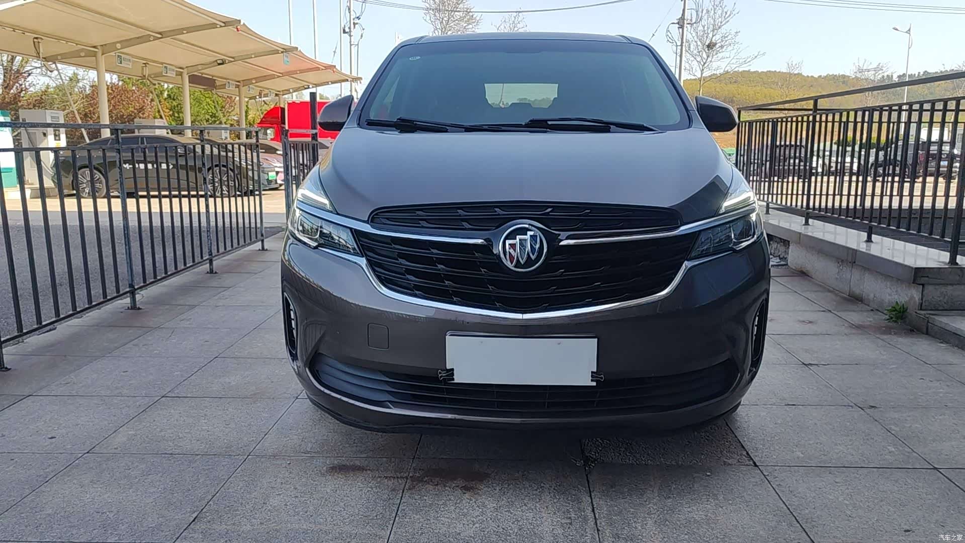 Buick GL8, 2022 2