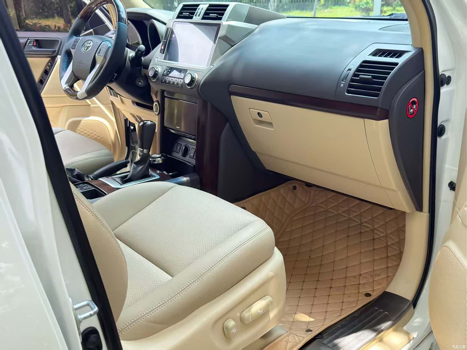 Toyota Prado, 2017 11