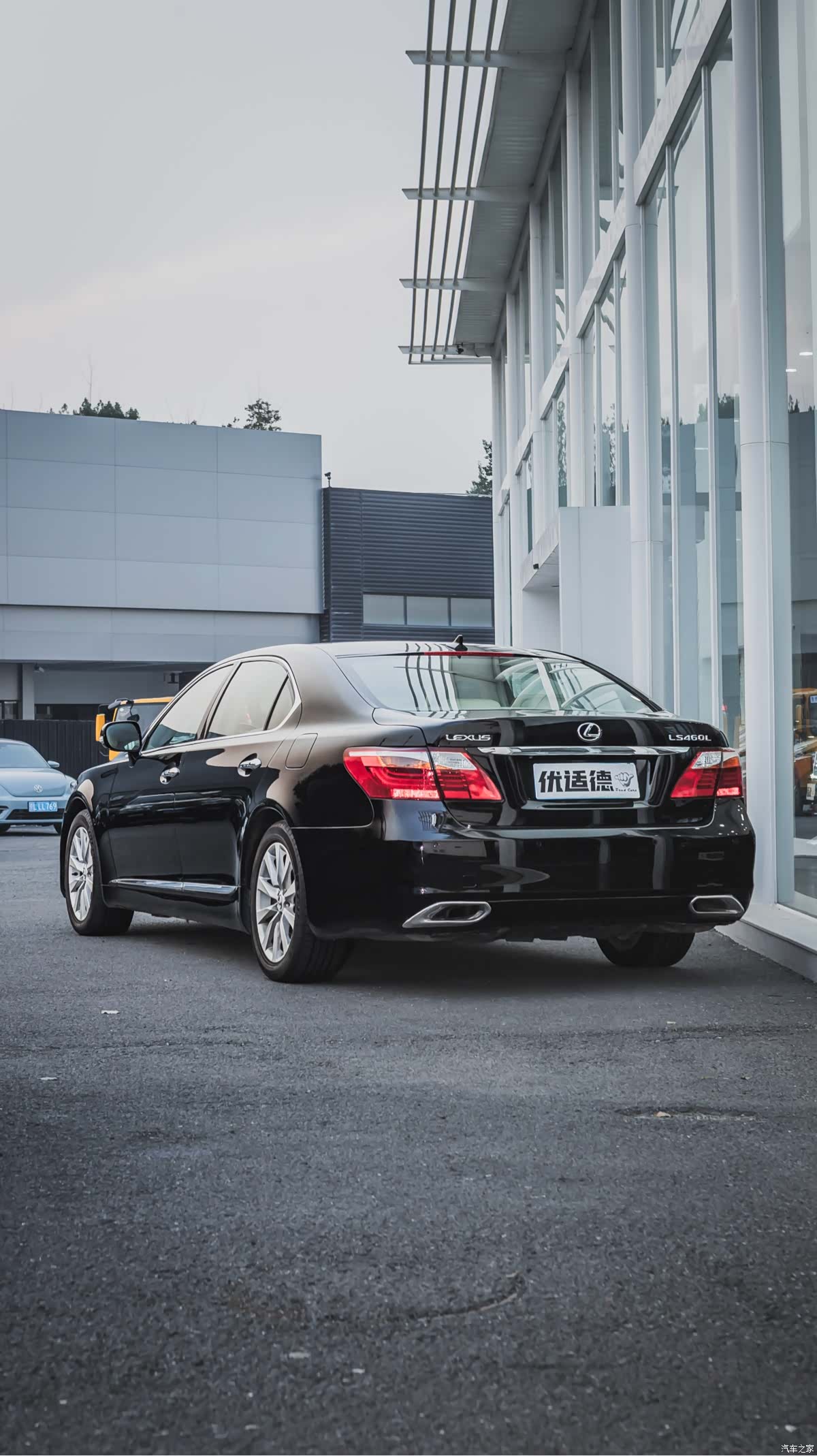 Lexus LS, 2011 3
