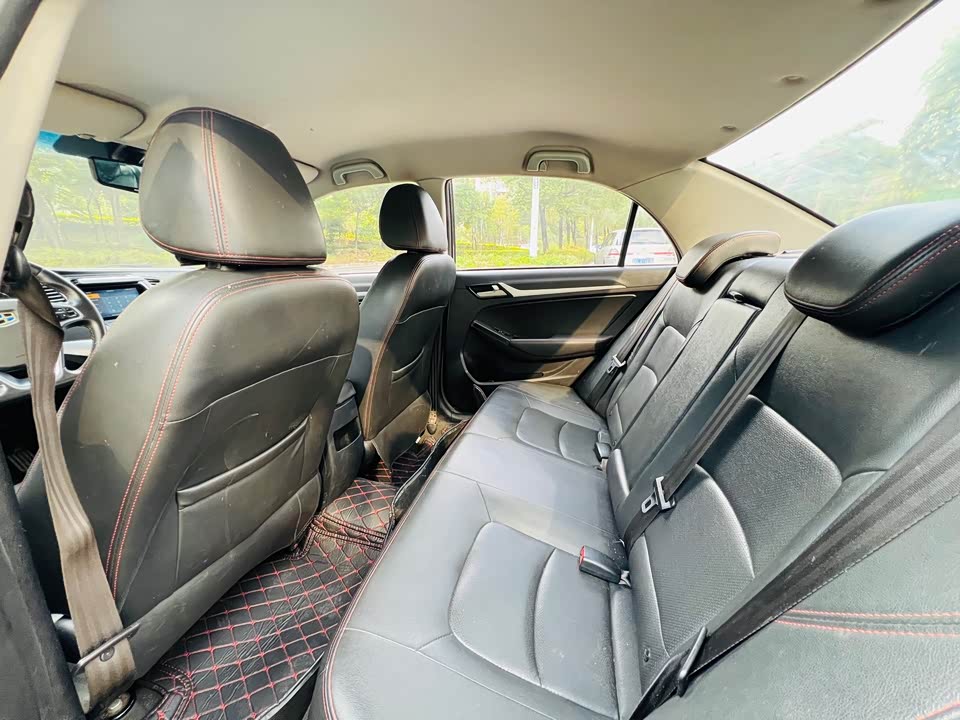 Geely Vision