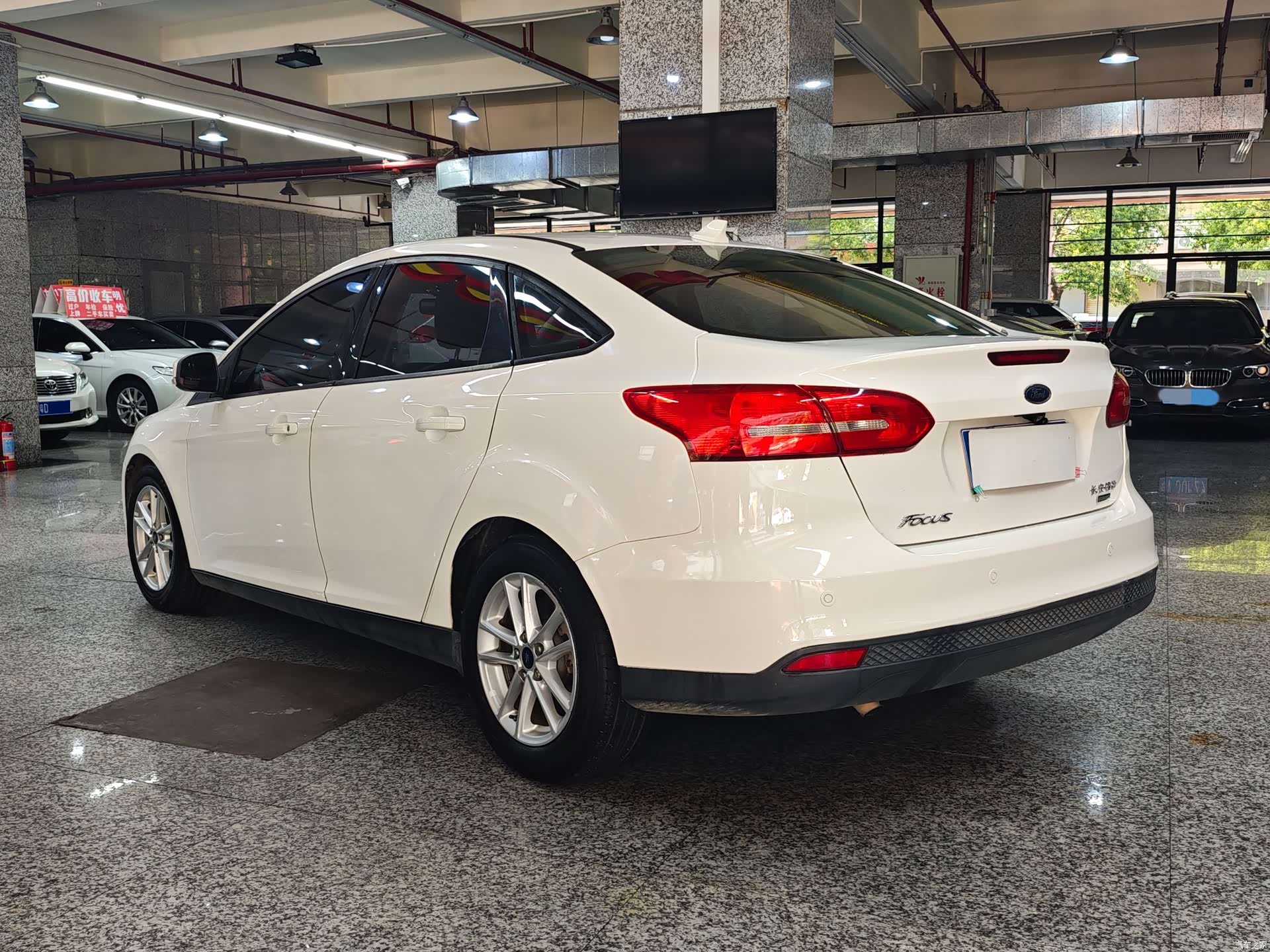 Ford Focus, 2018 7