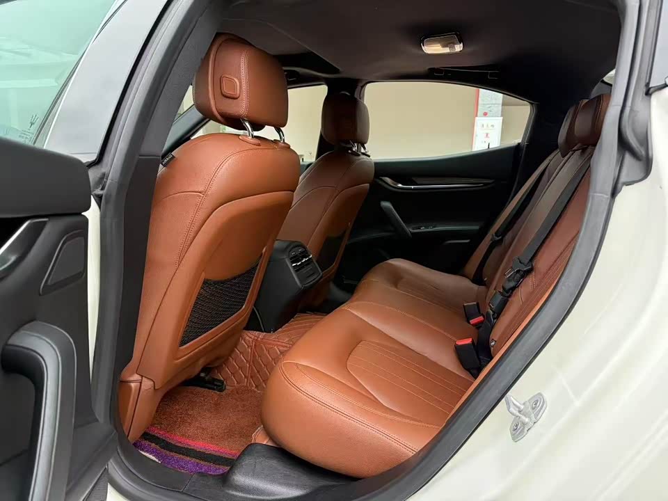 Maserati Ghibli Maserati Ghibli