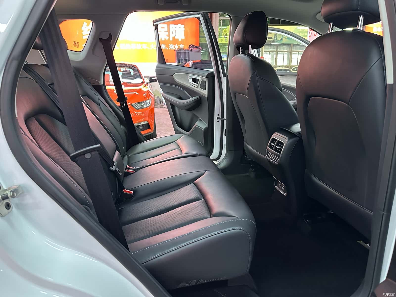 Roewe RX5, 2022 10
