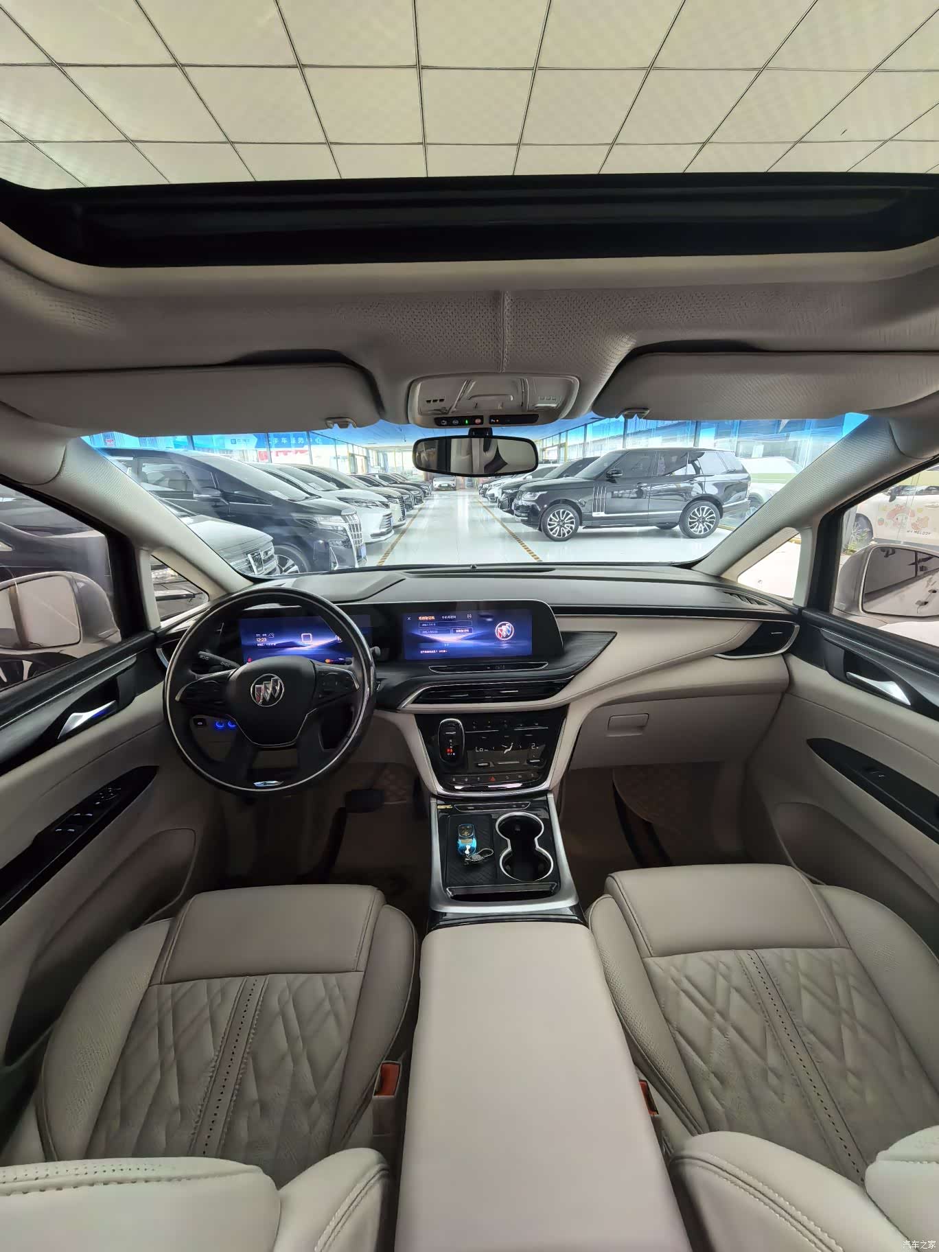Buick GL8, 2023 12