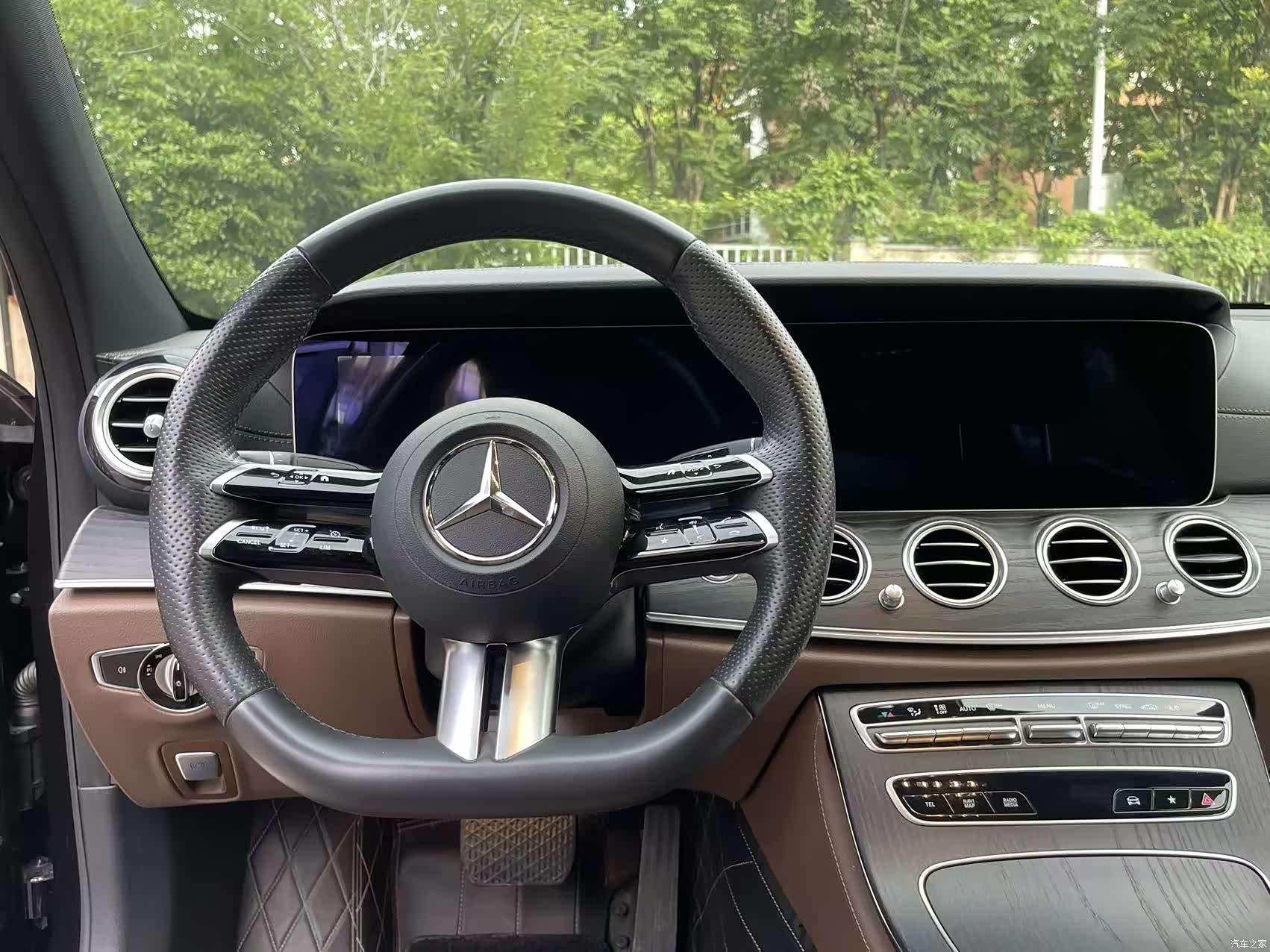 Mercedes-Benz E-Class, 2023 12