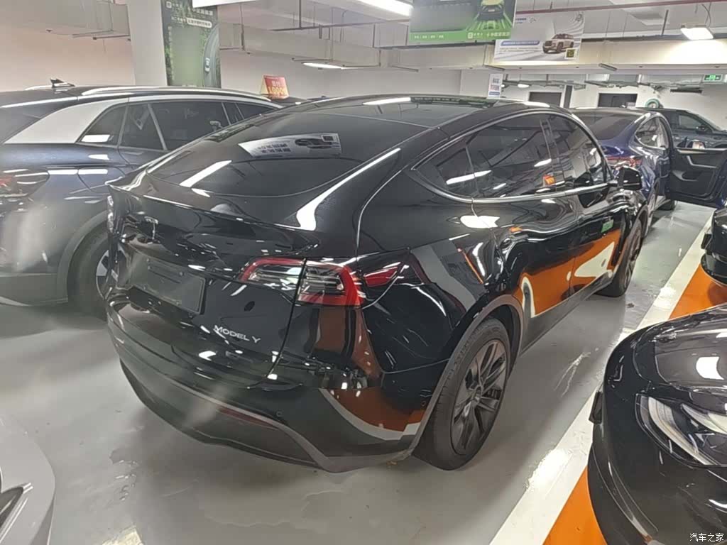 Tesla Model Y, 2024 7