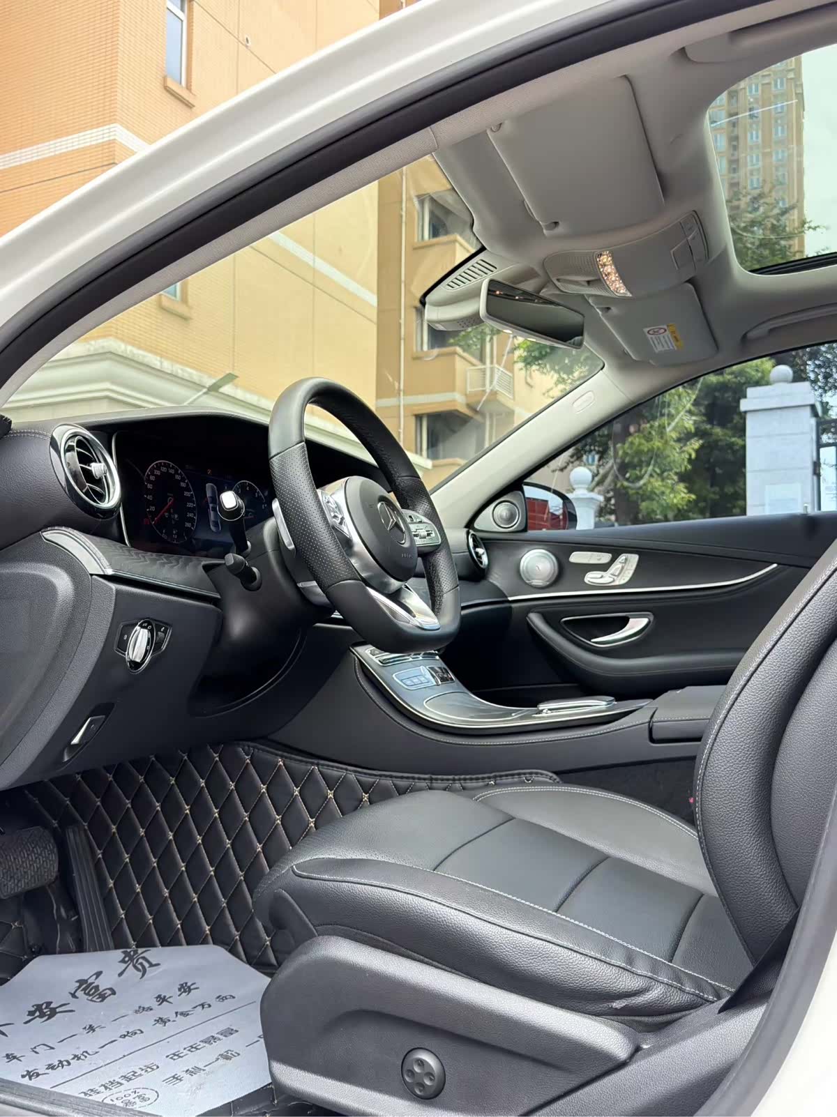Mercedes-Benz E-Class, 2018 4