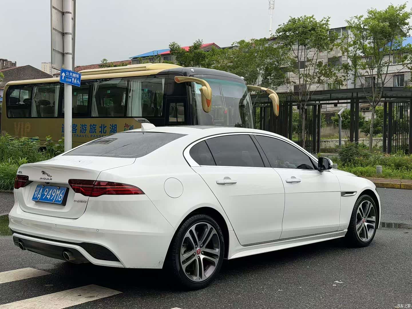 Land Rover XEL, 2021 7