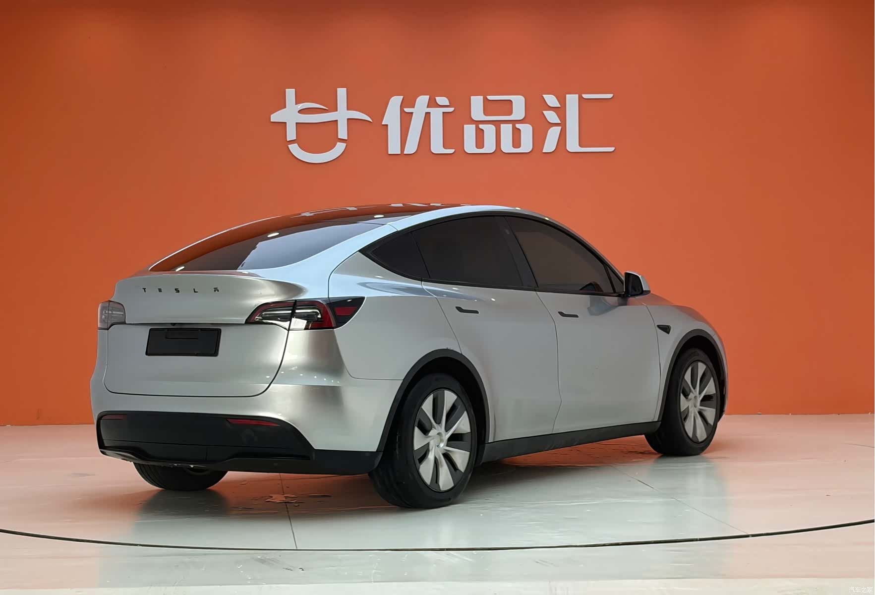 Tesla Model Y, 2021 7
