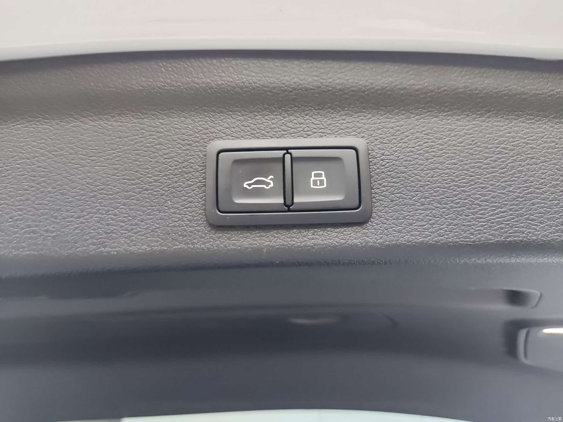 Audi Q3, 2022 10