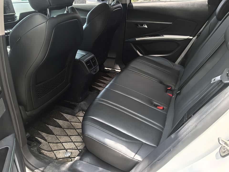 Peugeot 4008 Peugeot 4008