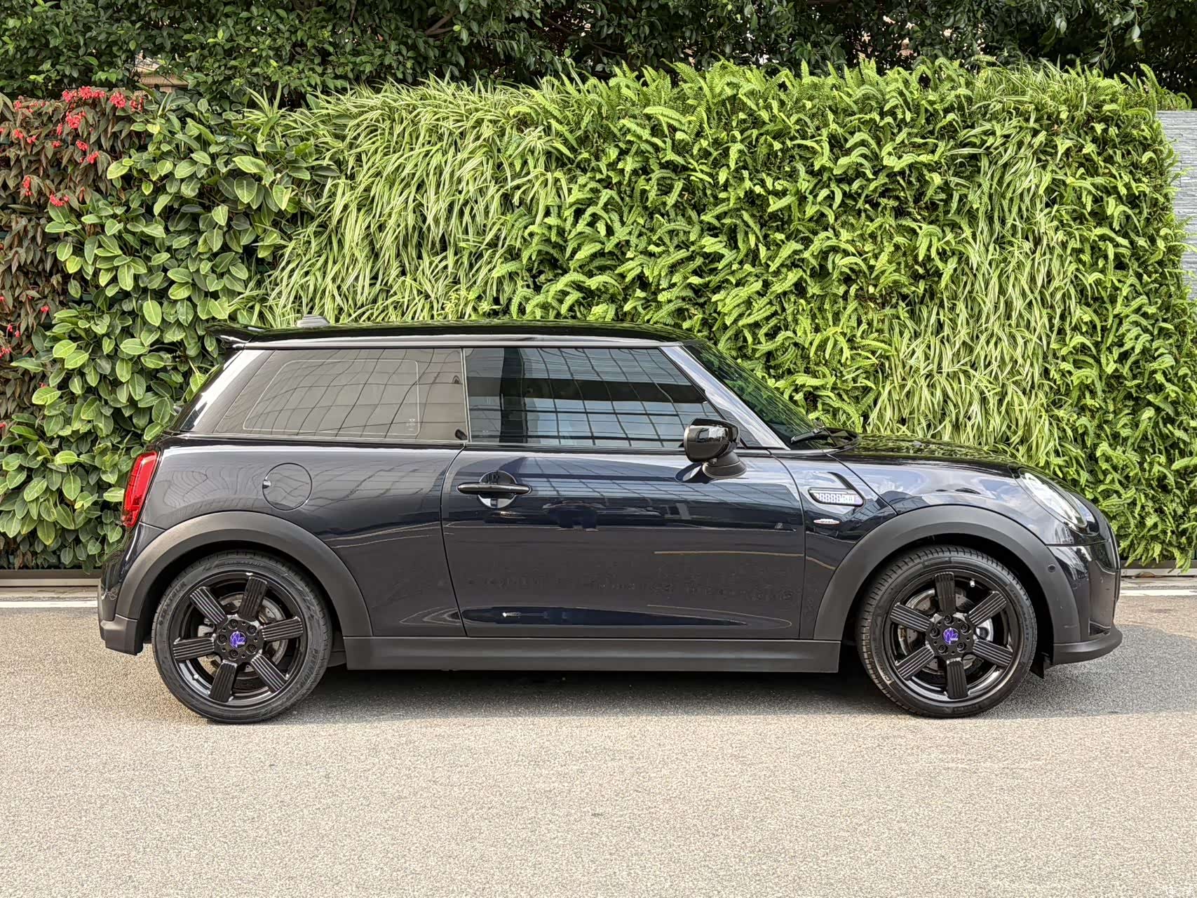 Mini Cooper, 2024 все фото