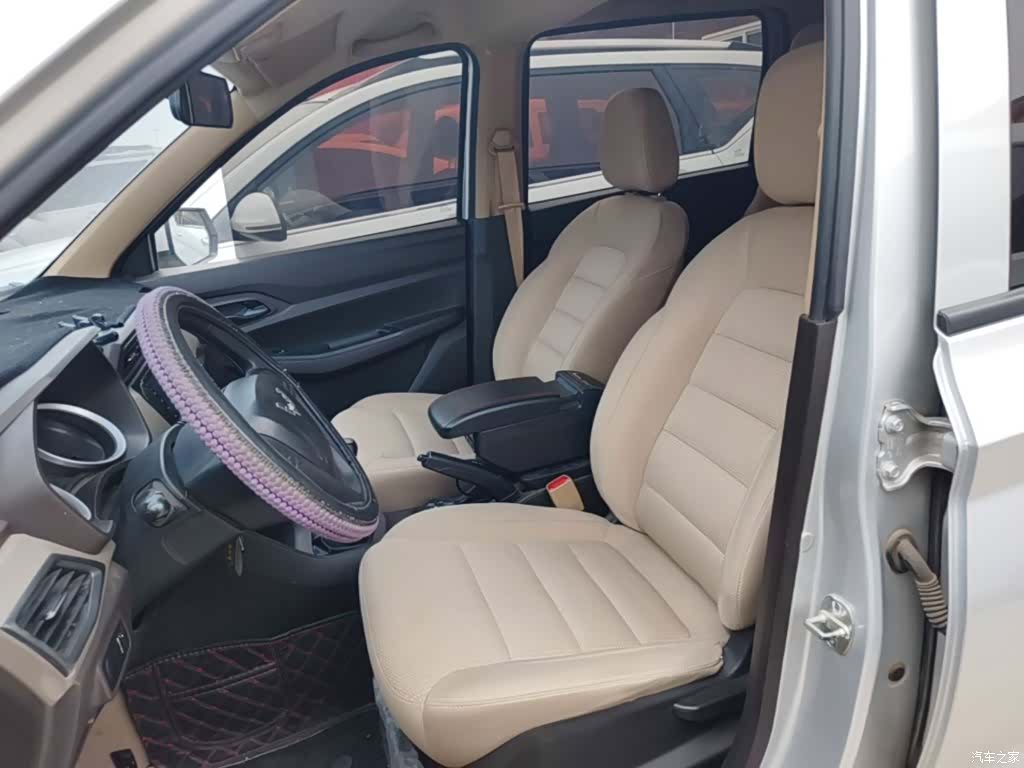 Wuling Hongguang, 2018 15