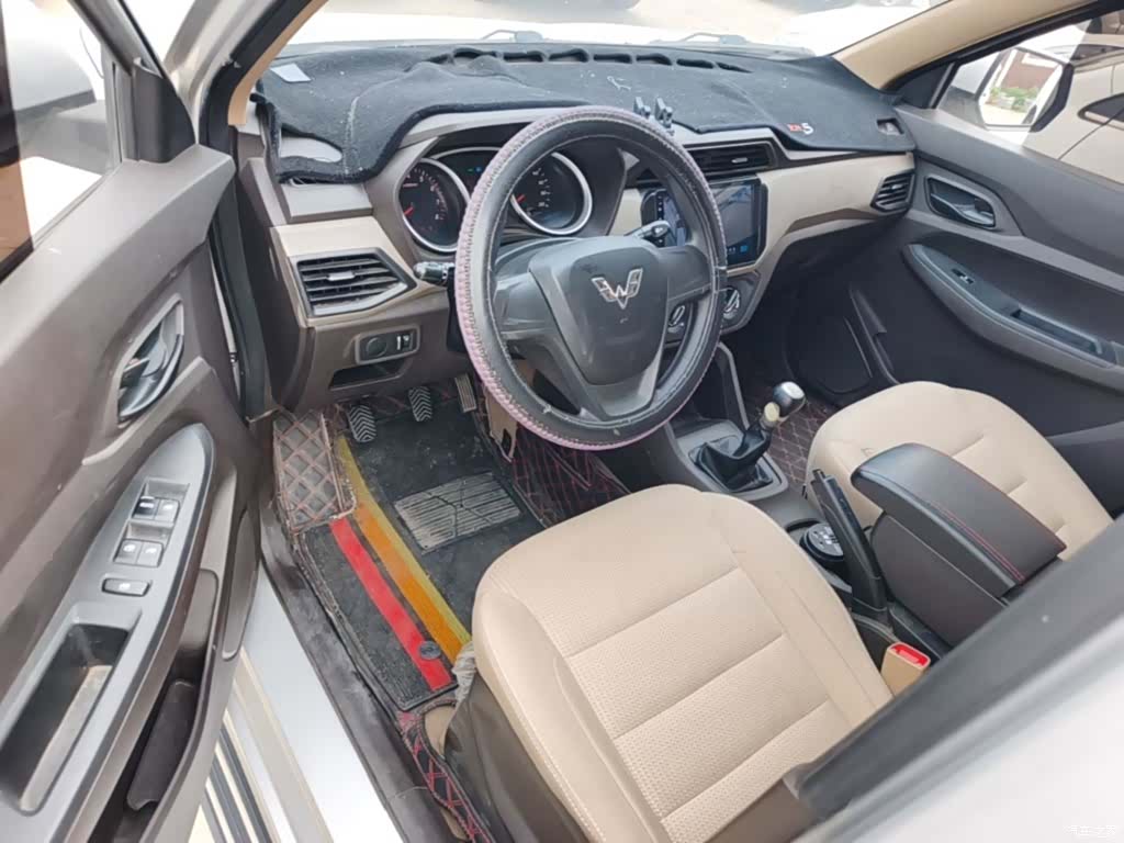 Wuling Hongguang, 2018 16