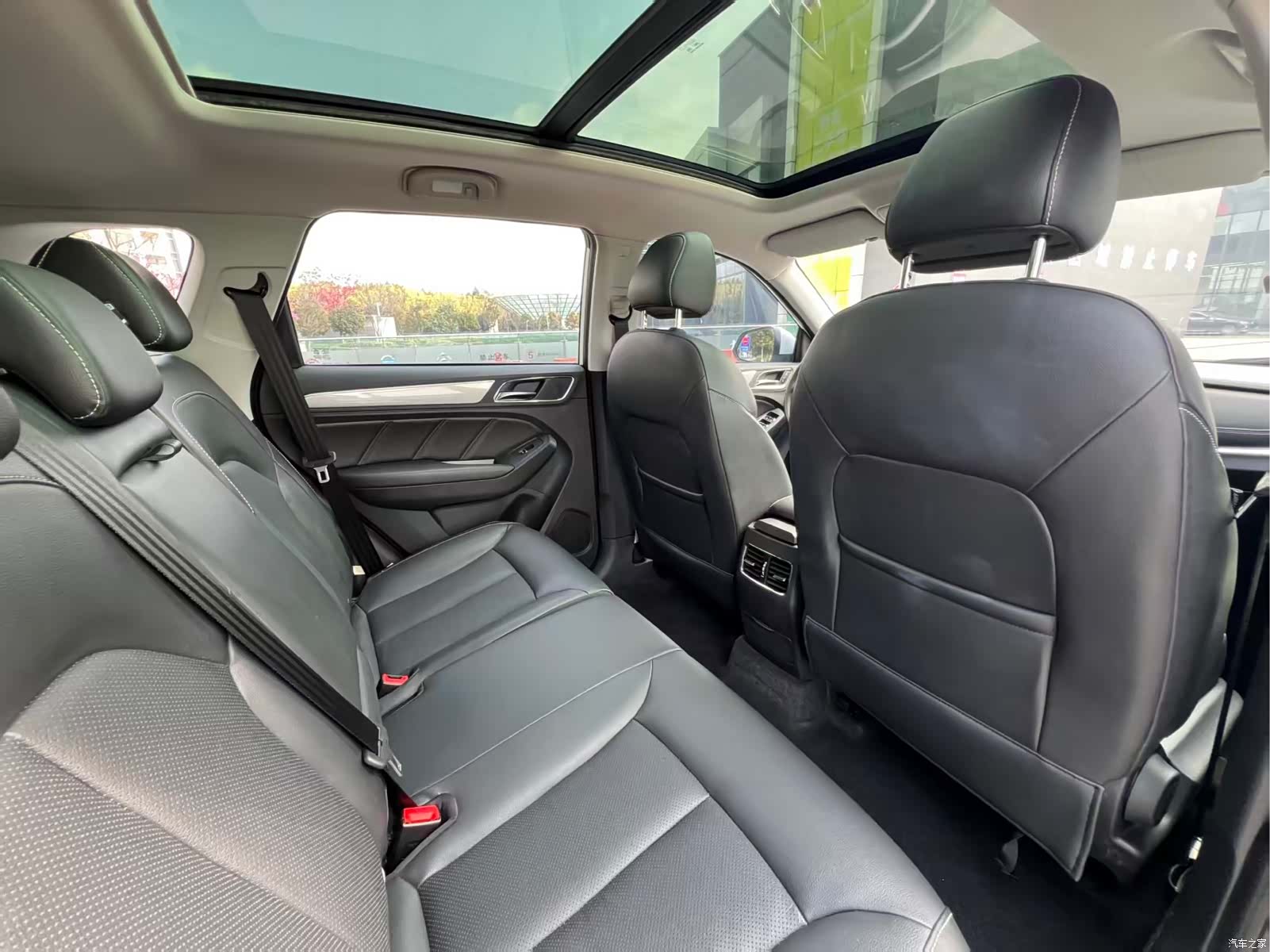 Roewe RX5, 2018 13