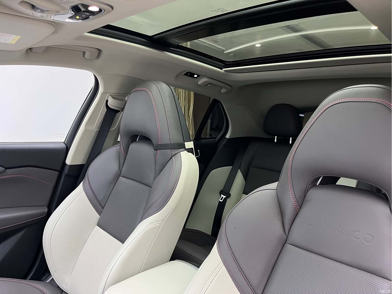 Lynk & Co 02, 2021 15