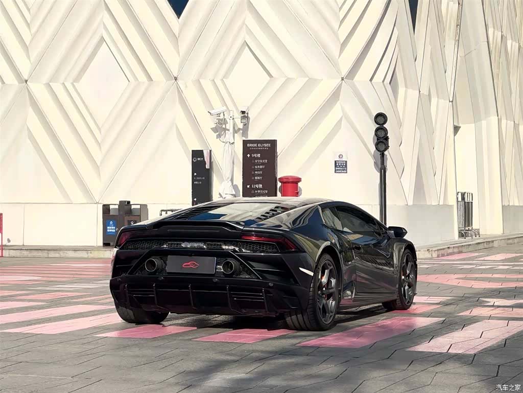 Lamborghini Huracán, 2020 4