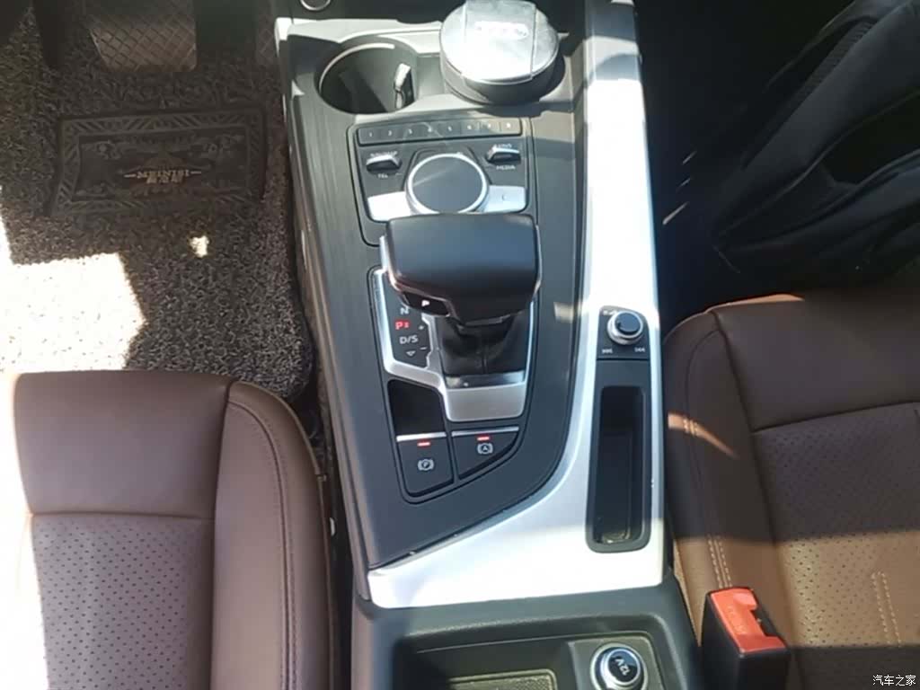 Audi A4L, 2020 14