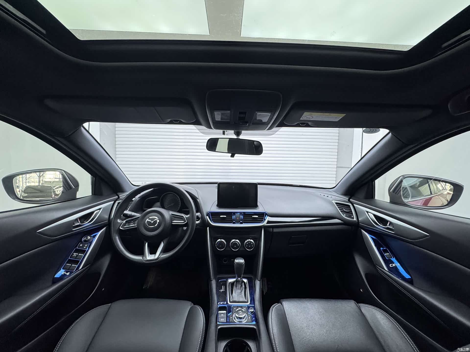 Mazda CX-4, 2018 все фото
