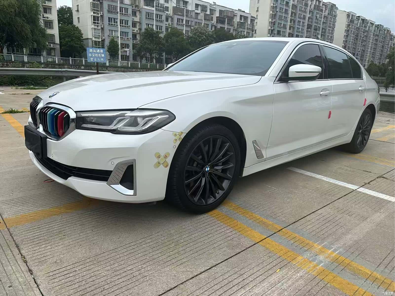 BMW 5 Series, 2021 1