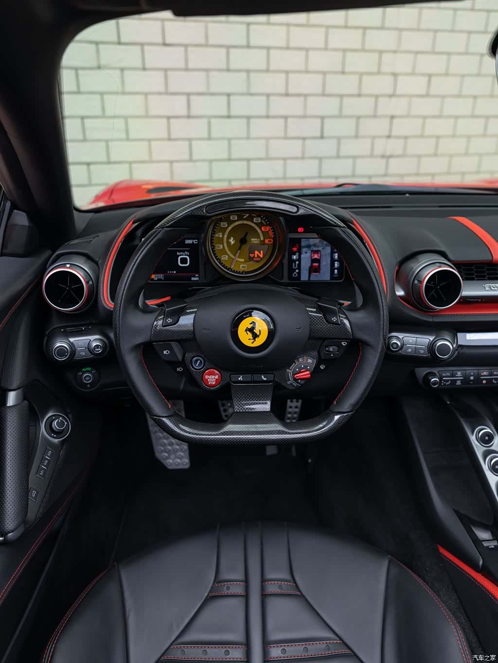 Ferrari 812, 2022 11