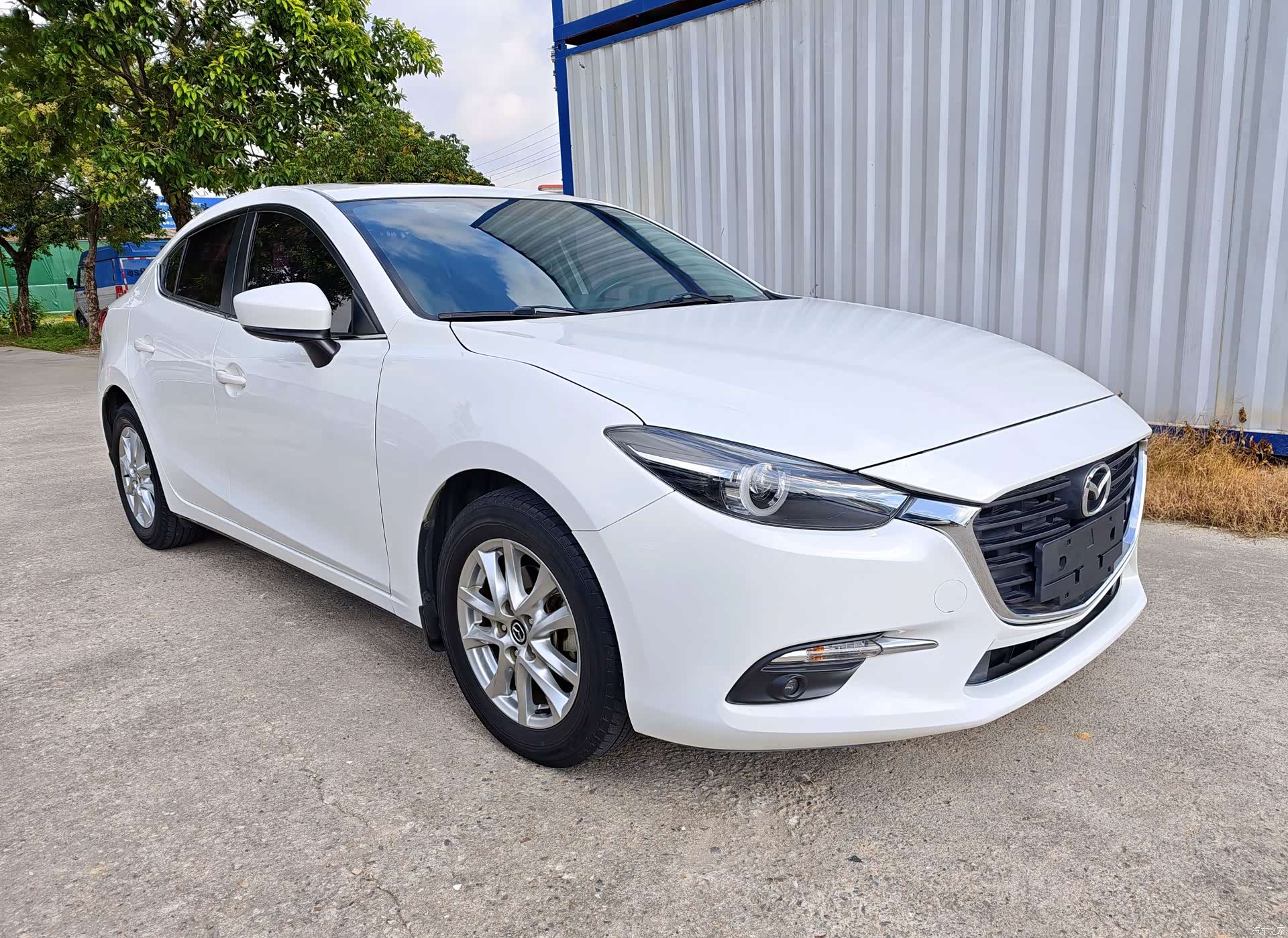 Mazda Mazda3, 2017 3