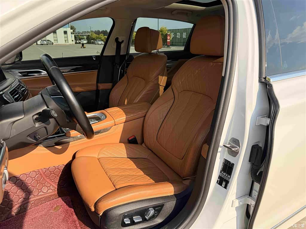 BMW 7 Series, 2022 все фото