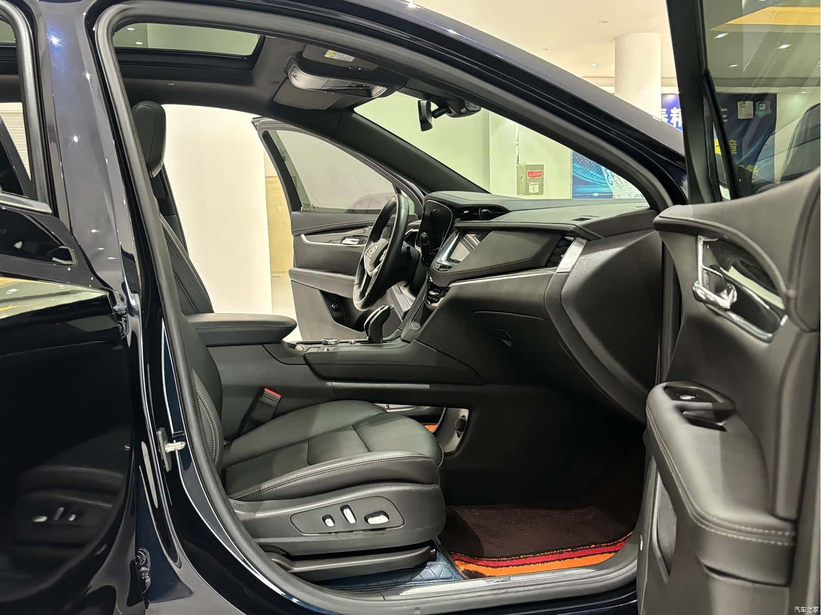 Cadillac XT5, 2021 10