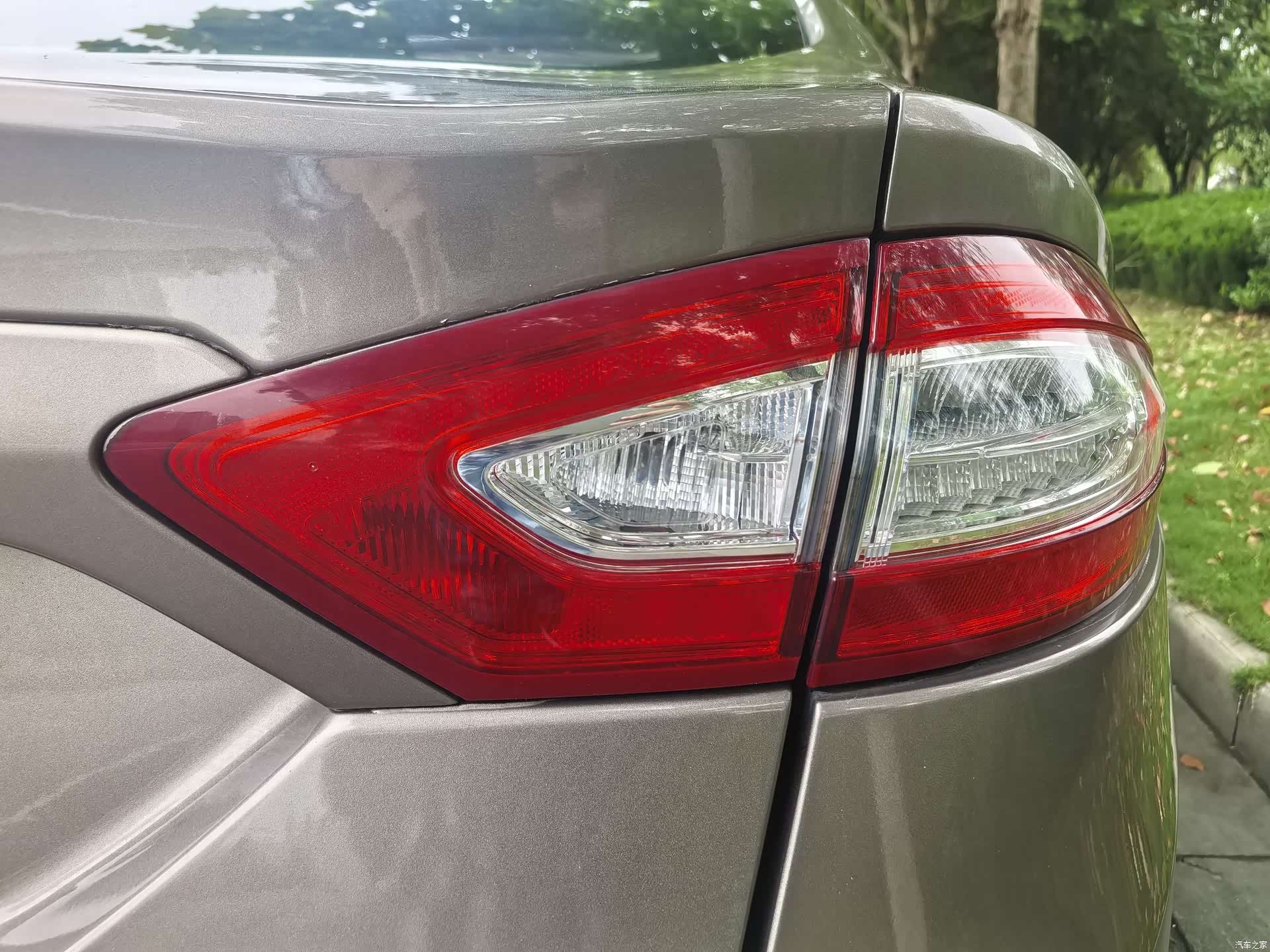 Ford Mondeo, 2016 11