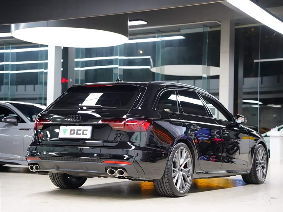 Audi S4 Audi S4
