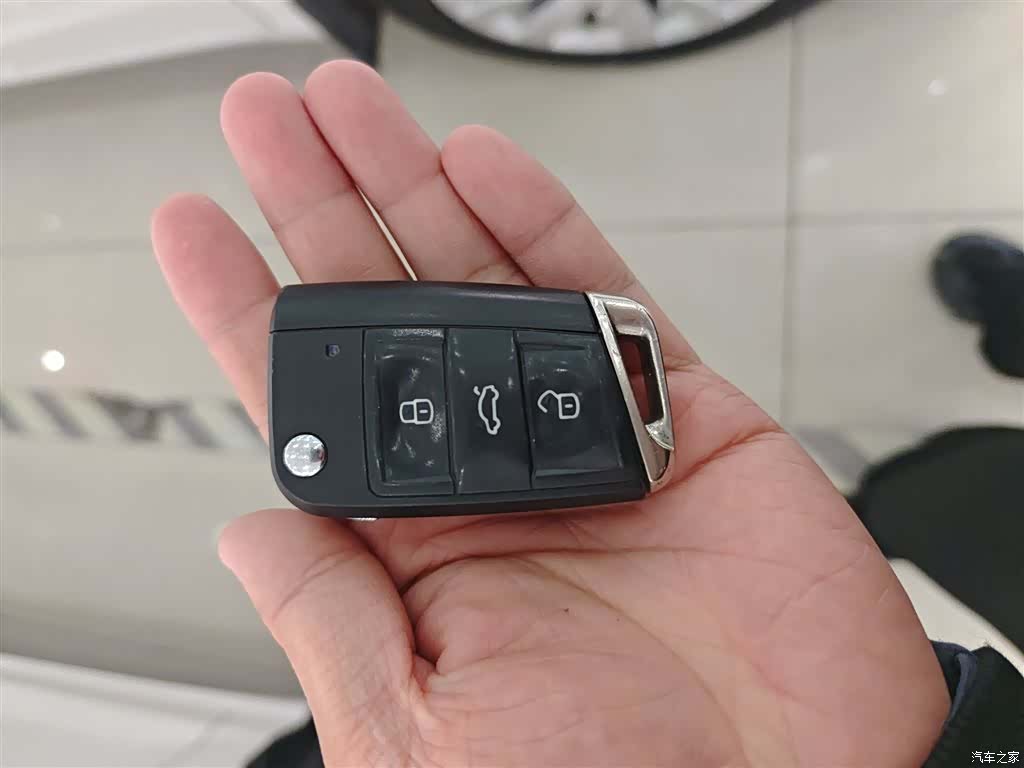 Volkswagen Lamando, 2017 9
