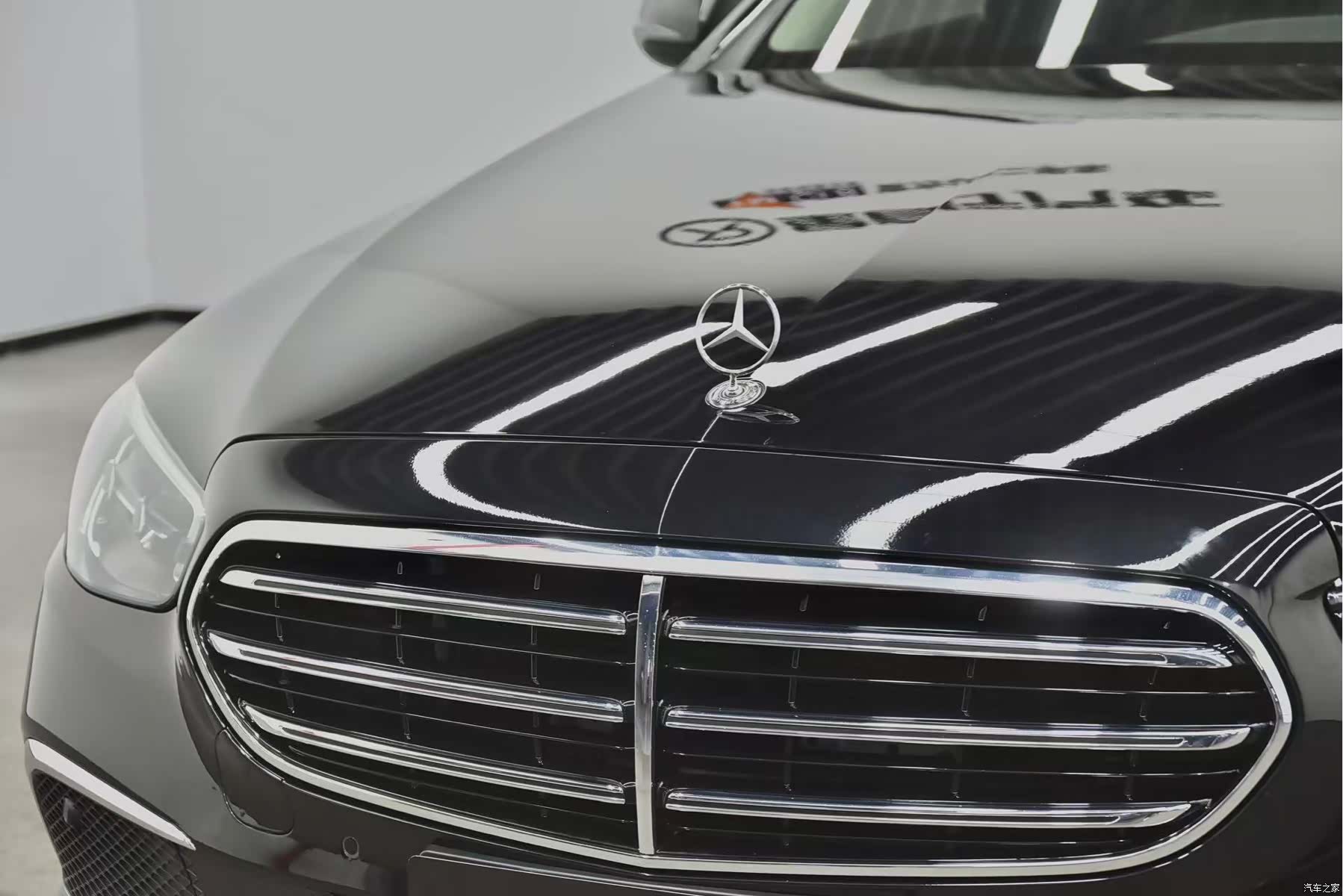 Mercedes-Benz E-Class, 2023 14