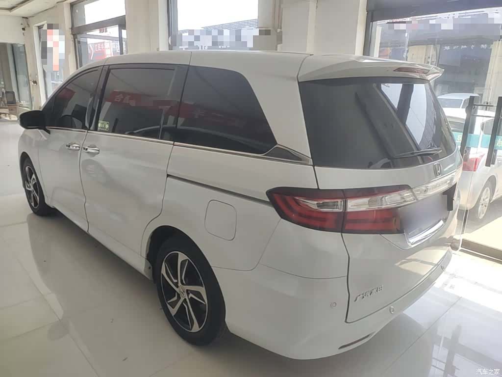 Honda Odyssey, 2018 все фото