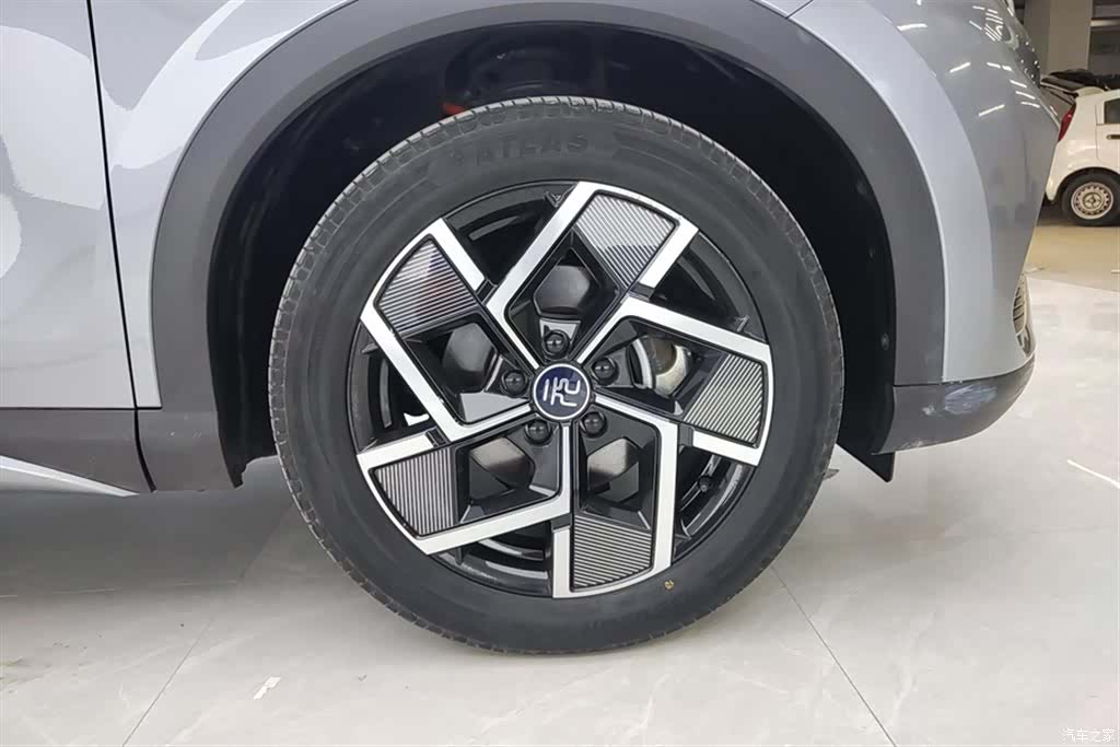 BYD Yuan, 2022 6