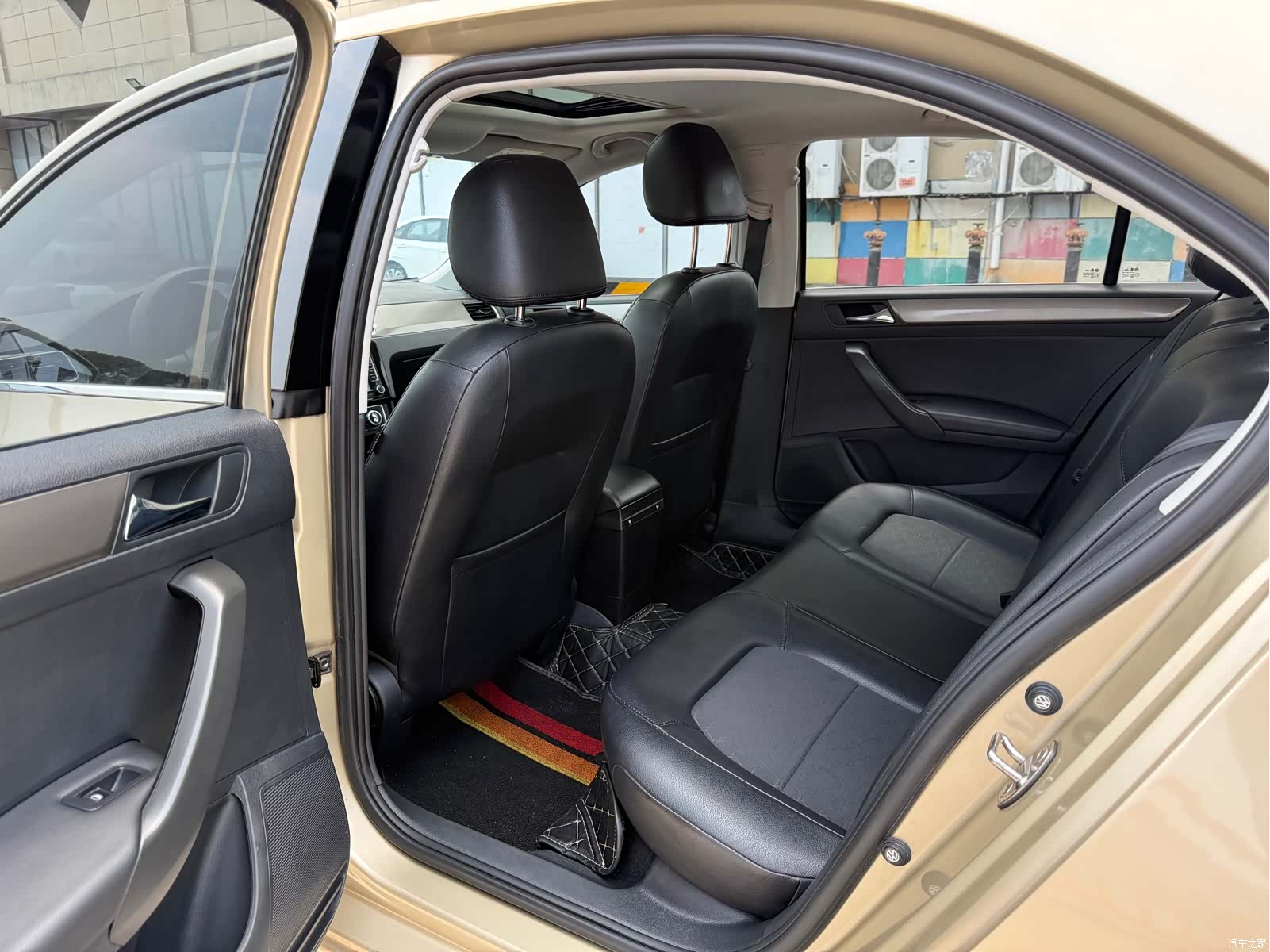 Volkswagen Santana, 2015 2