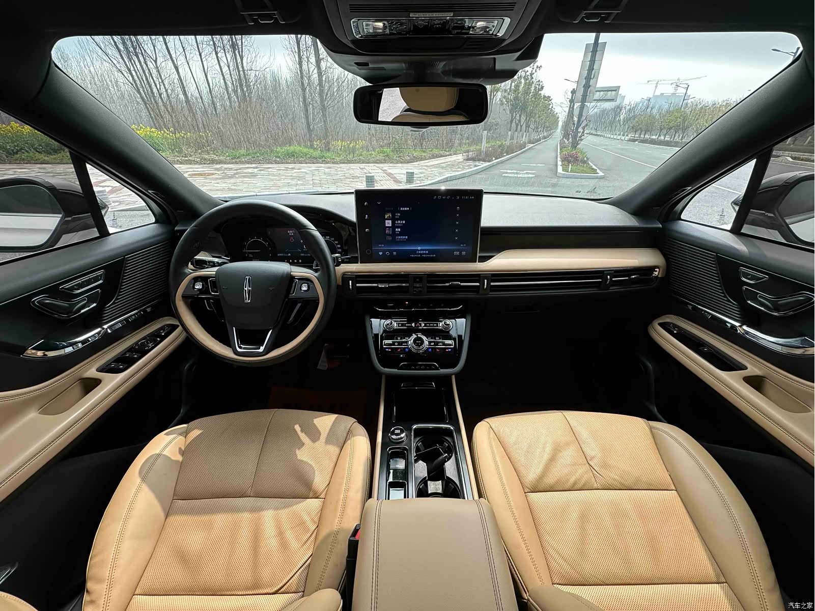 Lincoln Corsair, 2021 все фото