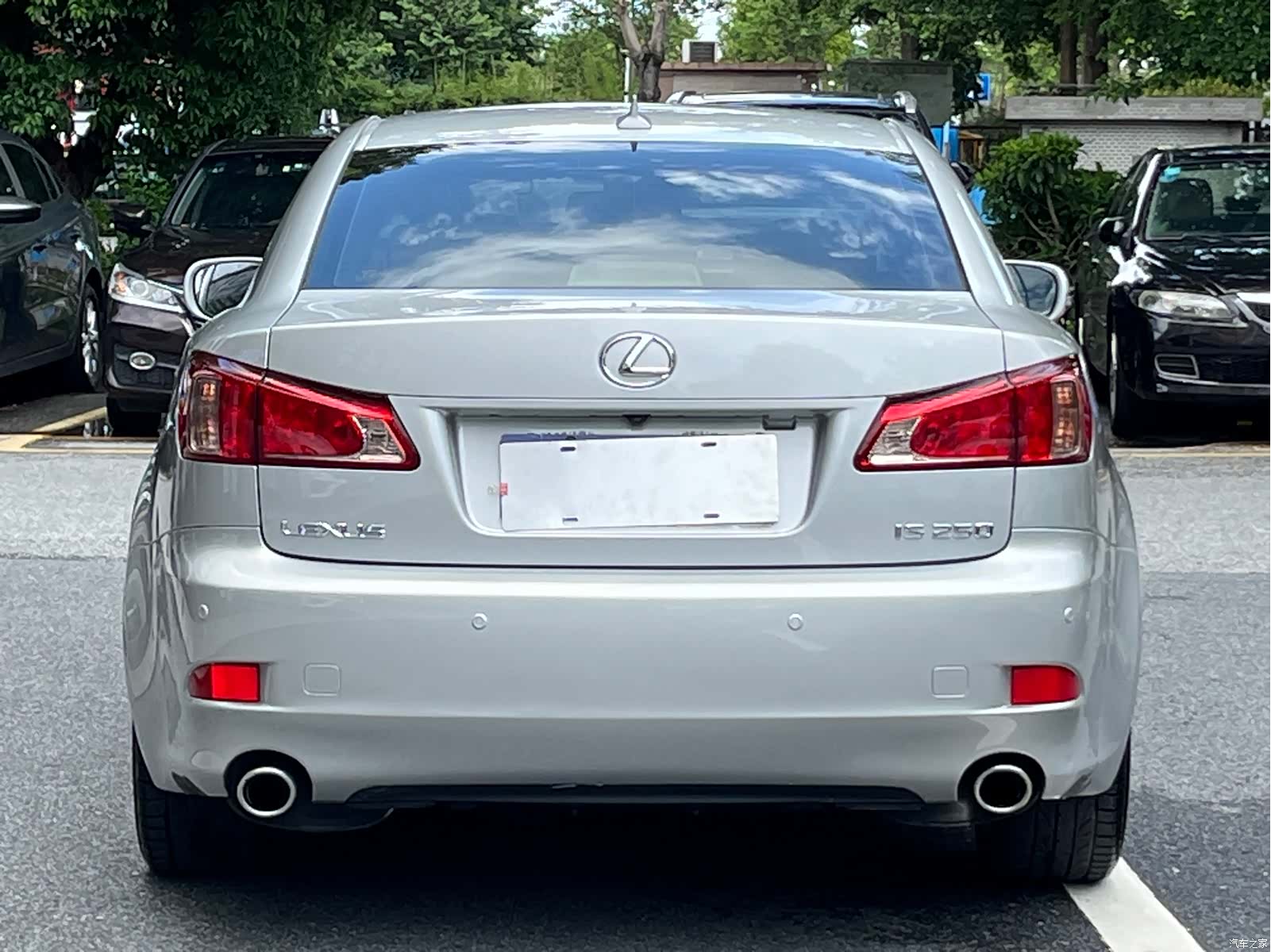 Lexus IS, 2011 все фото